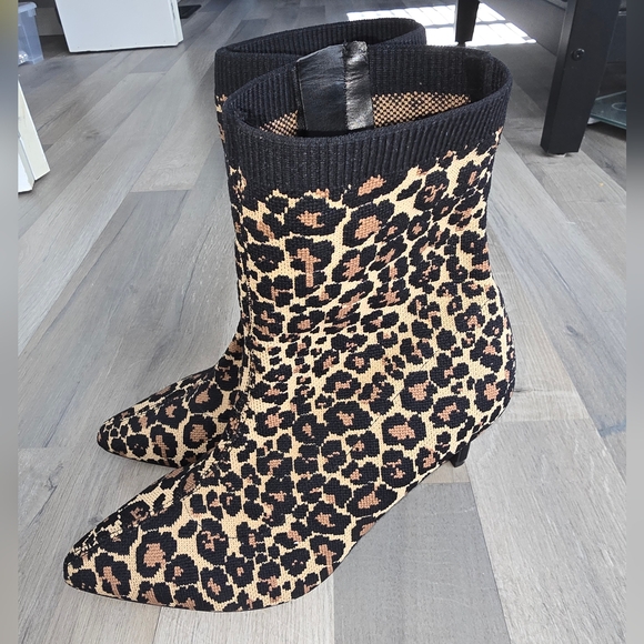 A MTL 1980 Leapard Heeled Boots nwot - Picture 5 of 9